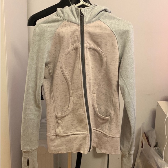 Lululemon Scuba Hoodie - Picture 1 of 4